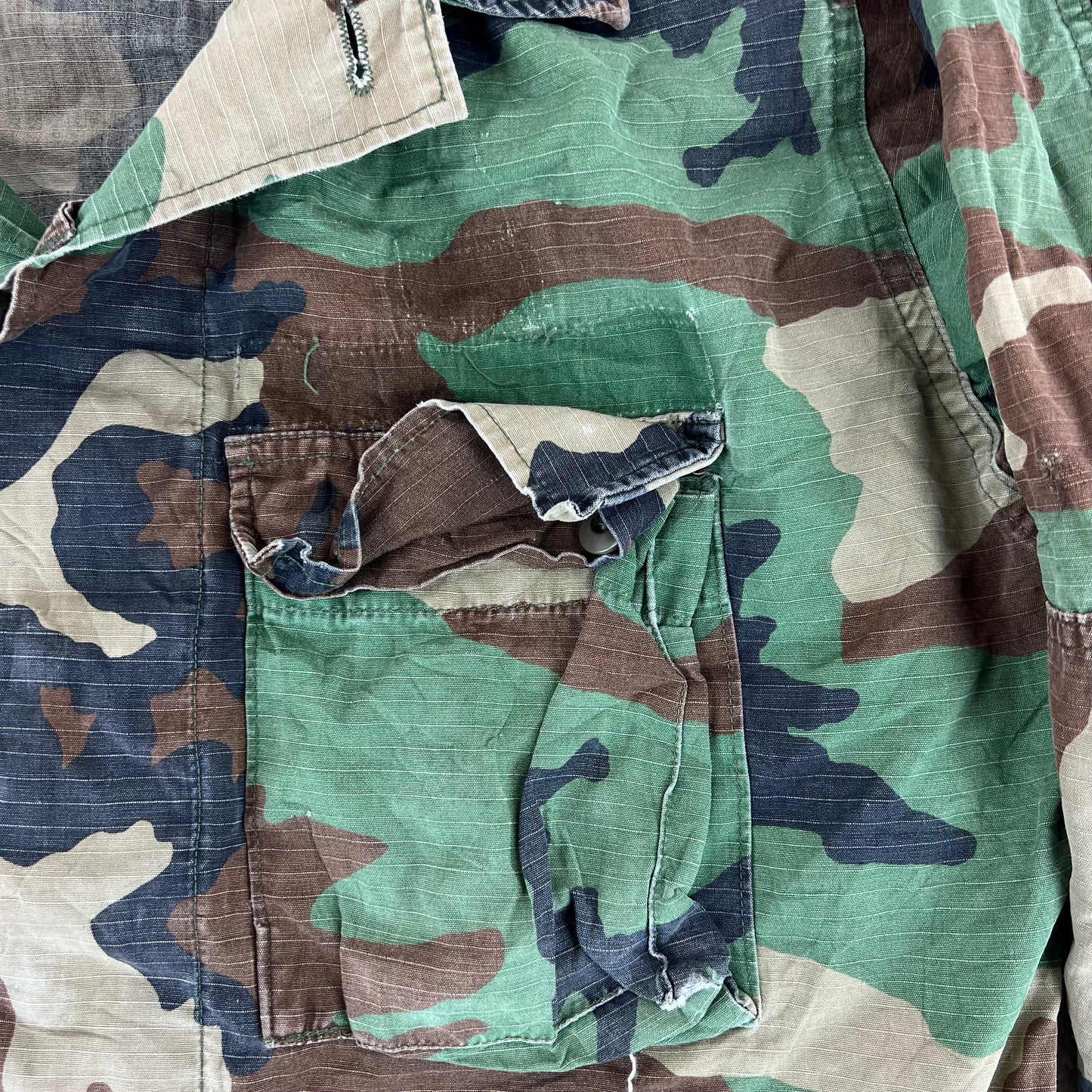 US Army M81 Woodland Camouflage BDU Combat Jacket - Medium