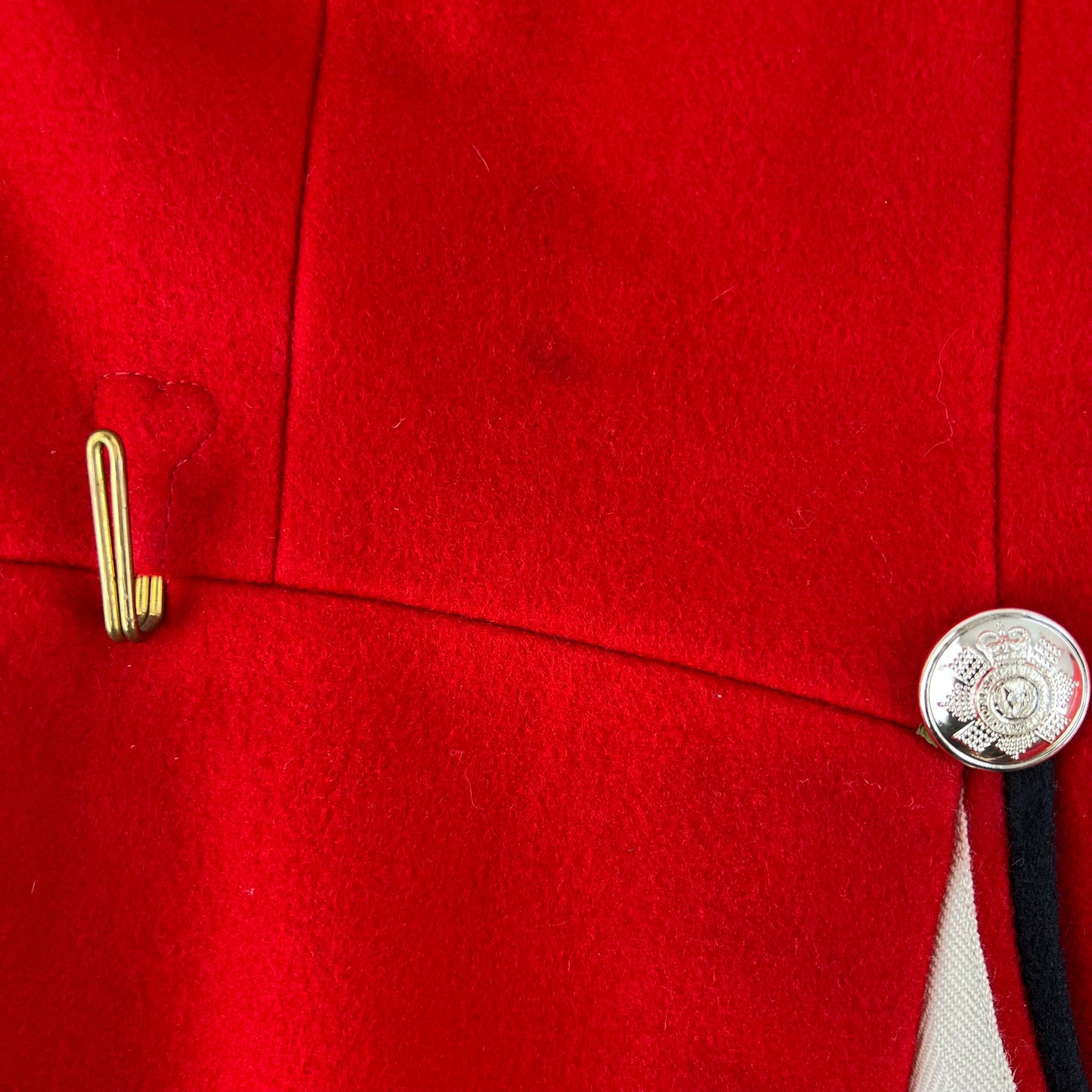 British Army Footguard's Jacket R & F - Scots Guards - Large