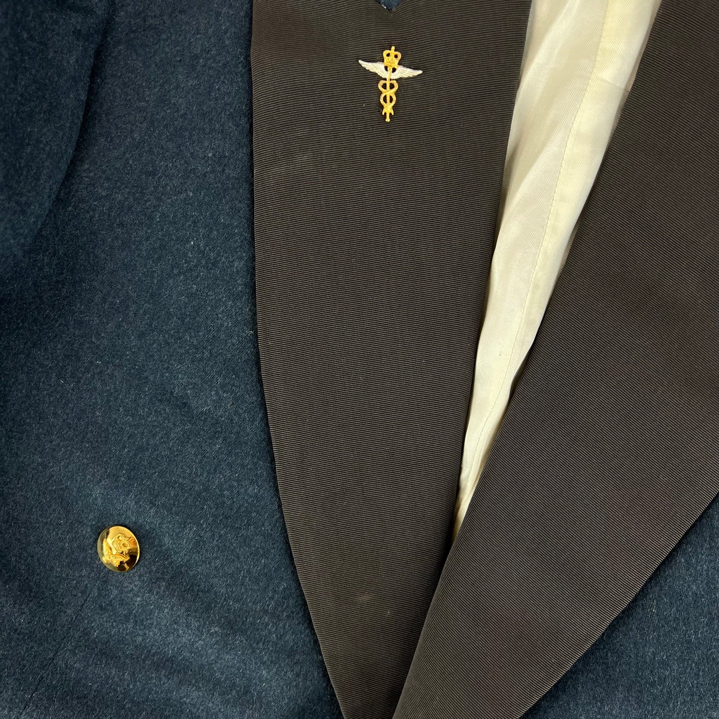 British RAF 70s No. 5 Mess Dress Jacket - Medium