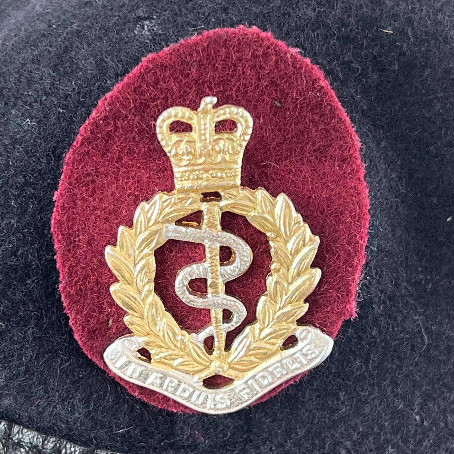 British Army Beret w/ Badge - Royal Army Medical Corps - Medium 58cm