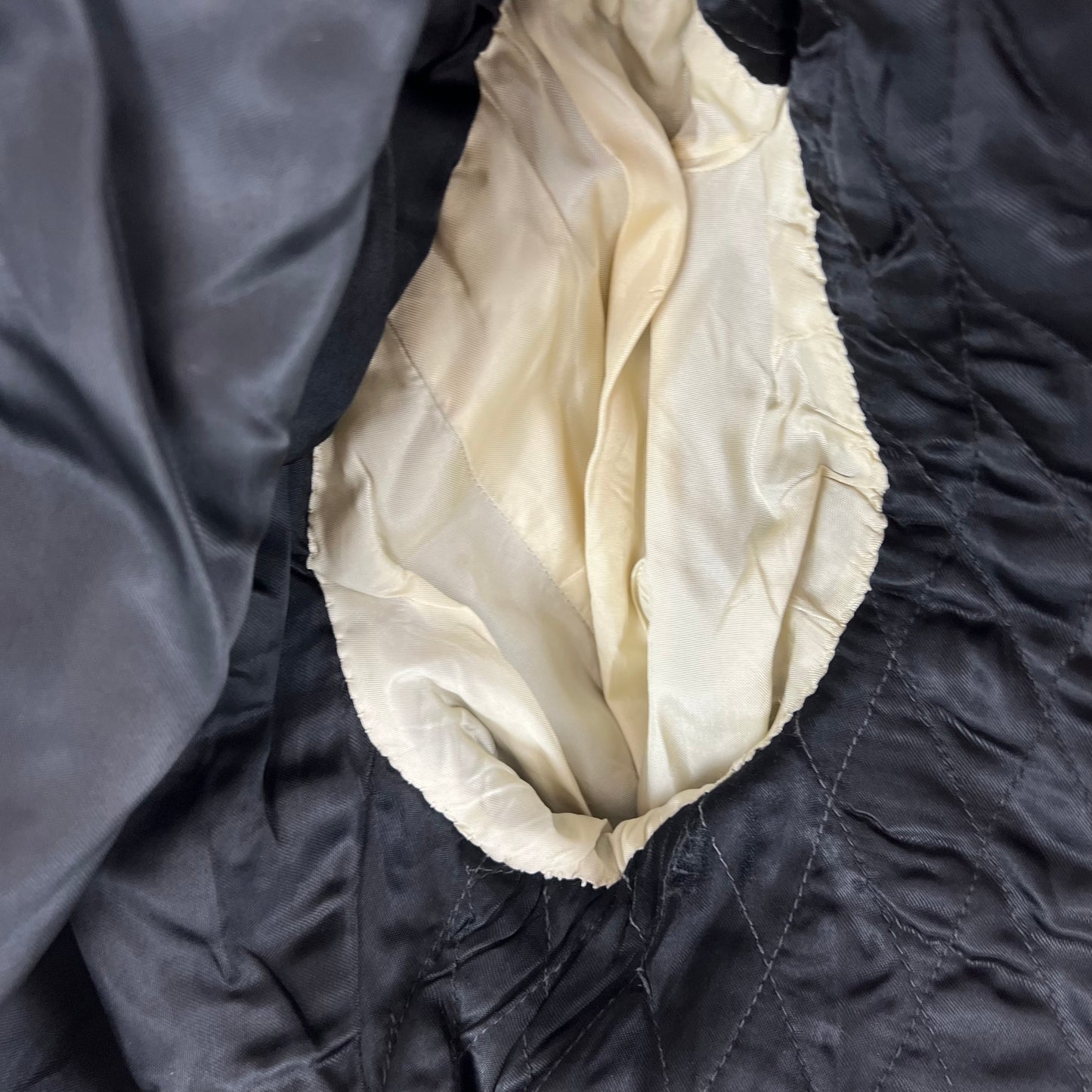 British Royal Navy 60s No. 2 Mess Dress Jacket - Medium