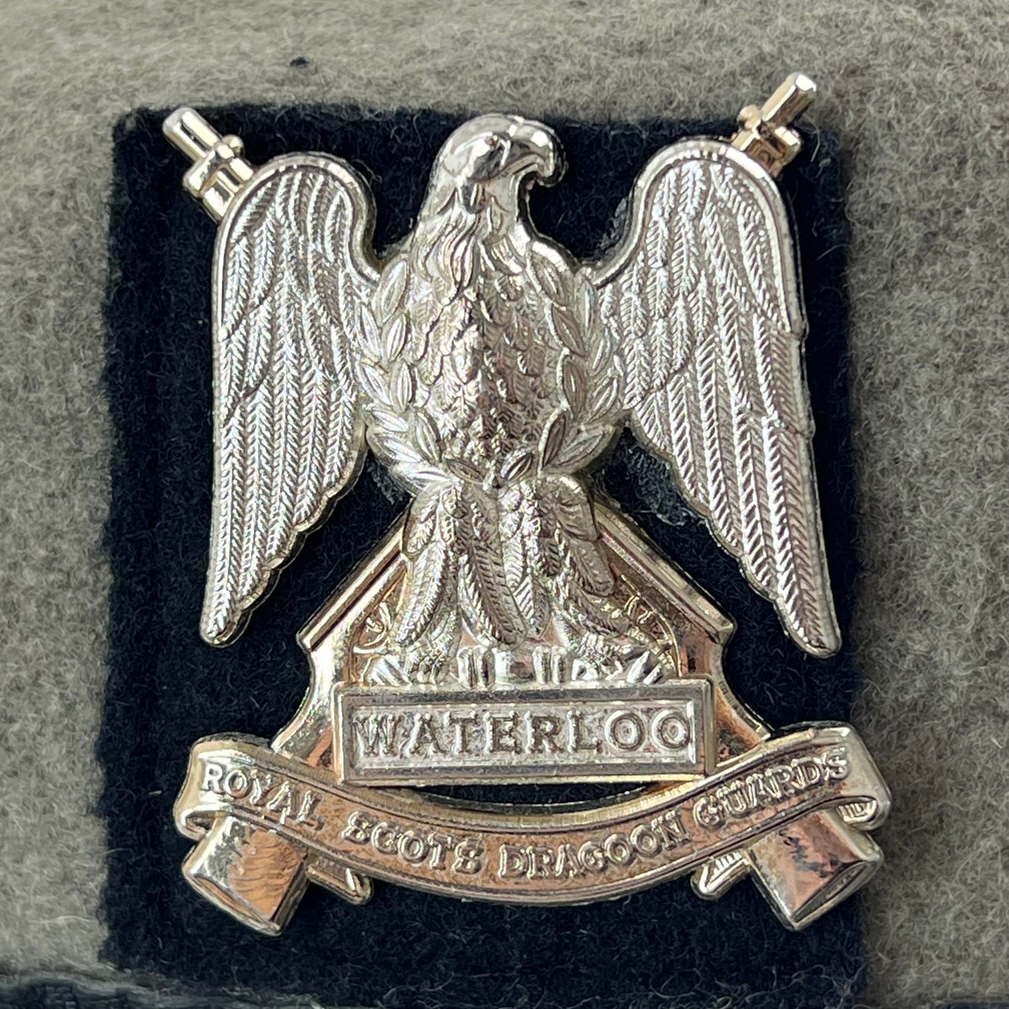 British Army Beret w/ Badge - Royal Scot's Dragoon Guard - Small 56cm