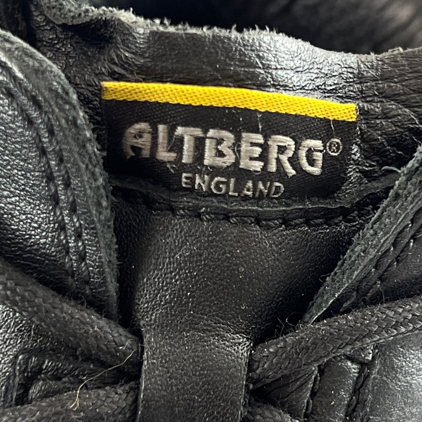 British Army Altberg Defender Black Combat Boots - Size 13L