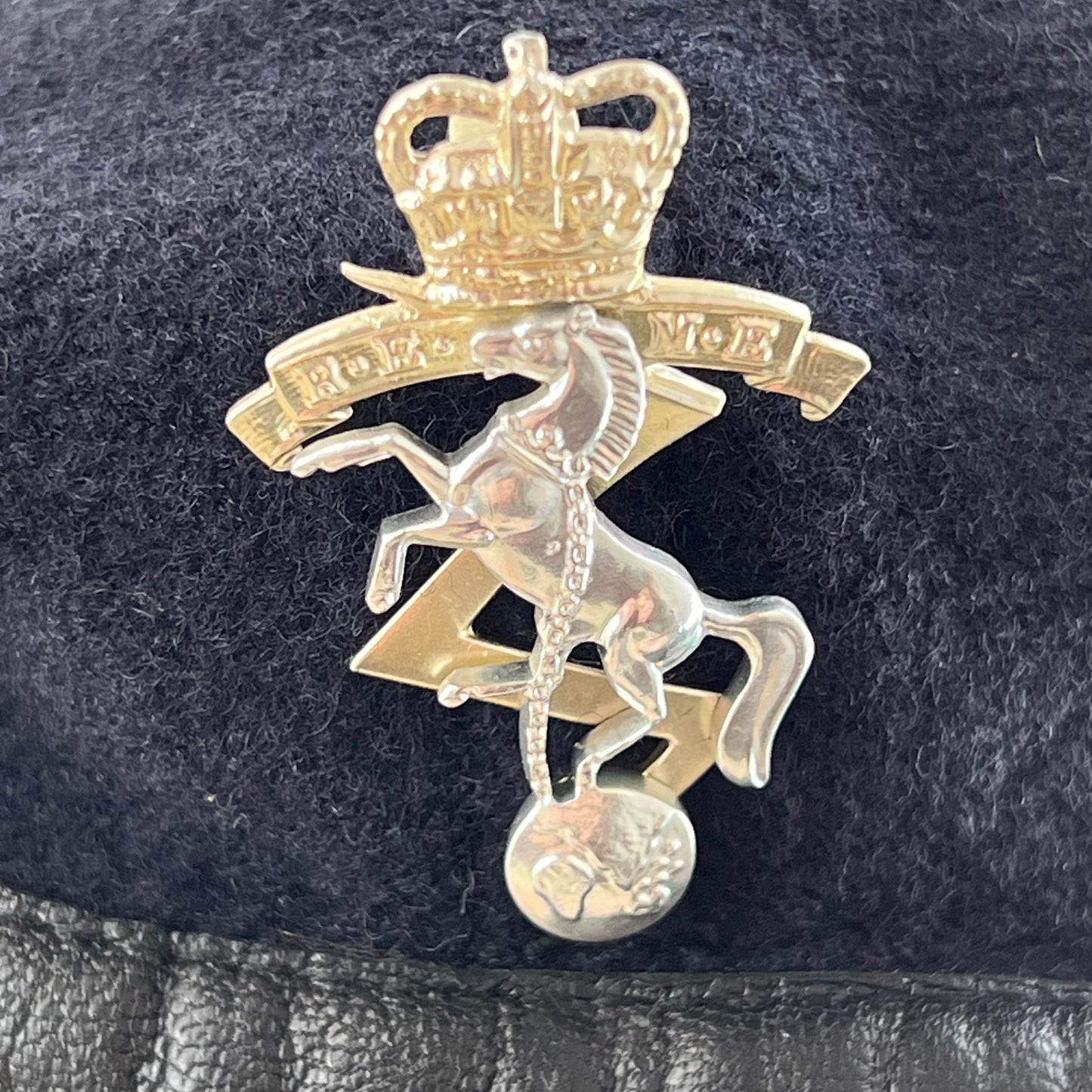 British Army Beret w/ Badge - REME - Small
