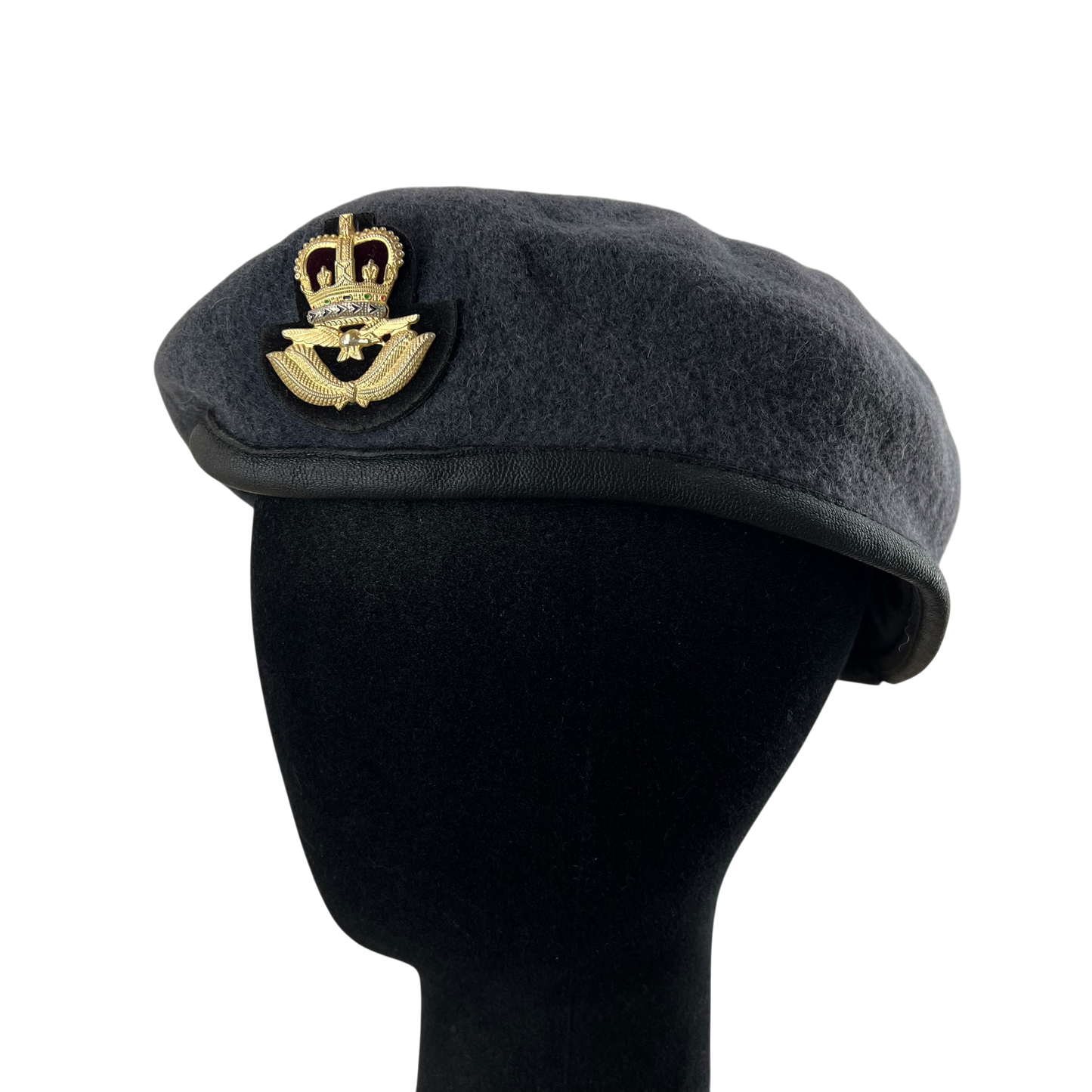 British RAF Beret w/ Officer's Badge - Large