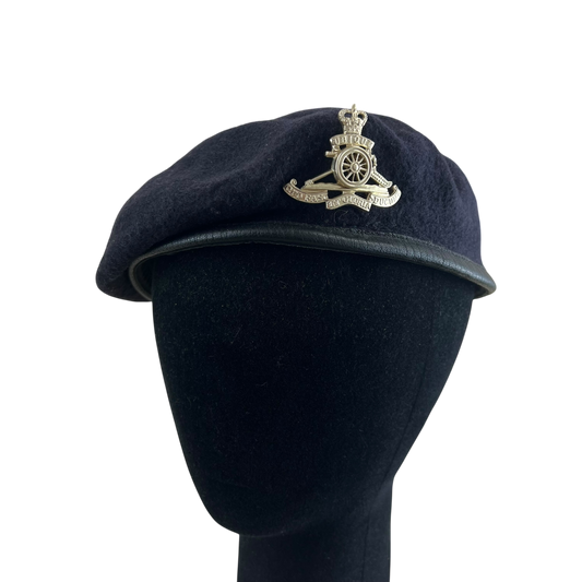 British Army Beret w/ Badge - Royal Artillery Regiment - Medium