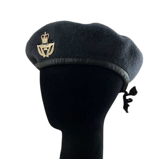 British RAF Beret w/ Officer's Badge - Medium 57cm