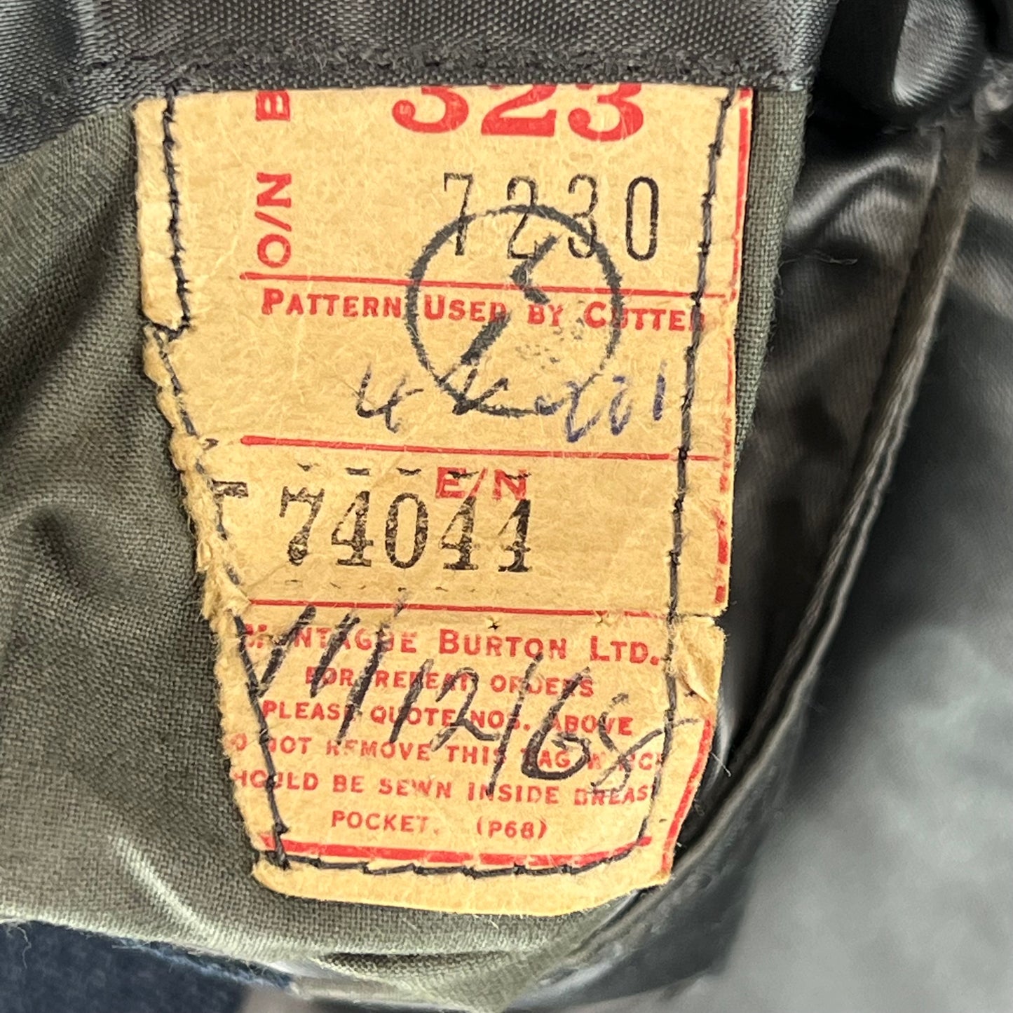 British Royal Air Force 60s No. 1 Dress Uniform Set Jacket Trousers Belt - Medium