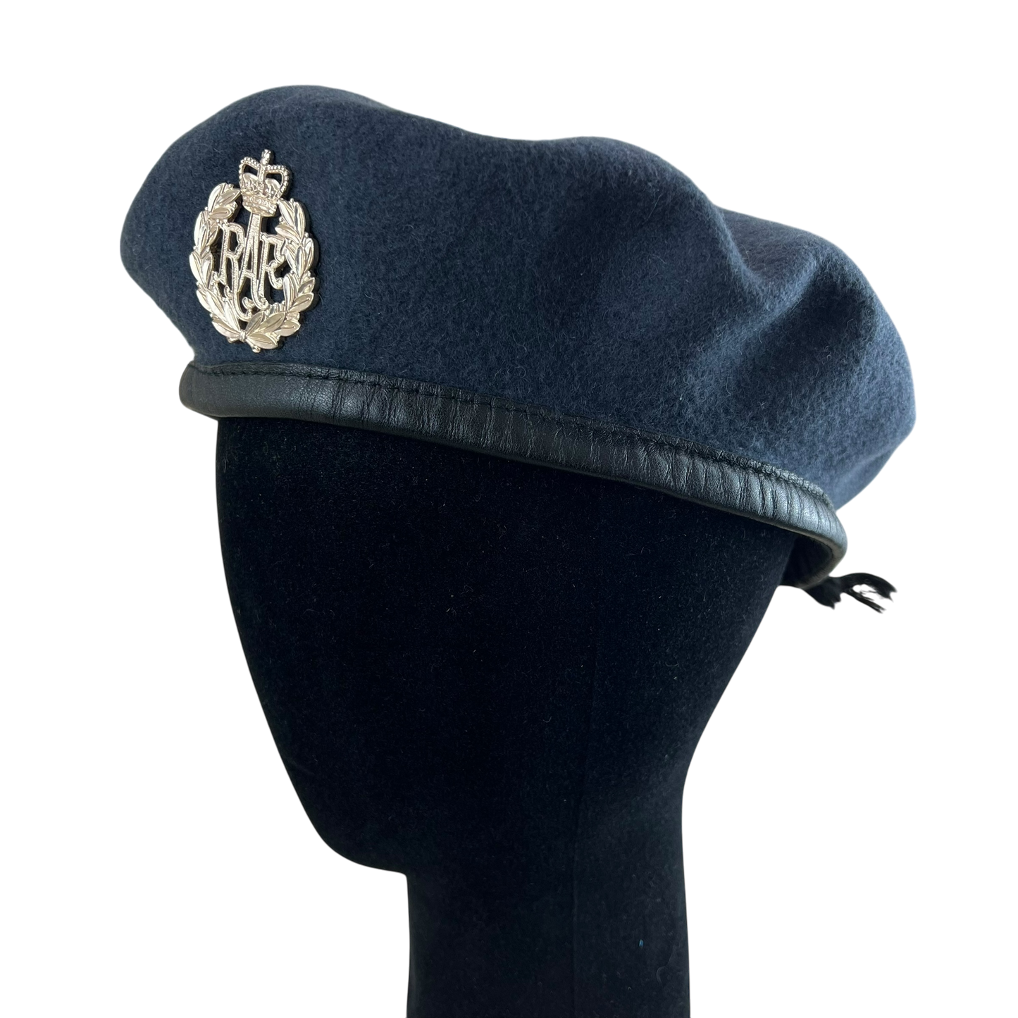 British Royal Air Force RAF Beret w/ Badge - Medium