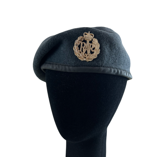 British Royal Air Force RAF Beret w/ Badge - Small
