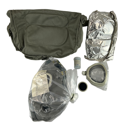 Czechoslovak Army M10 Gas Mask & Bag Kit - #2