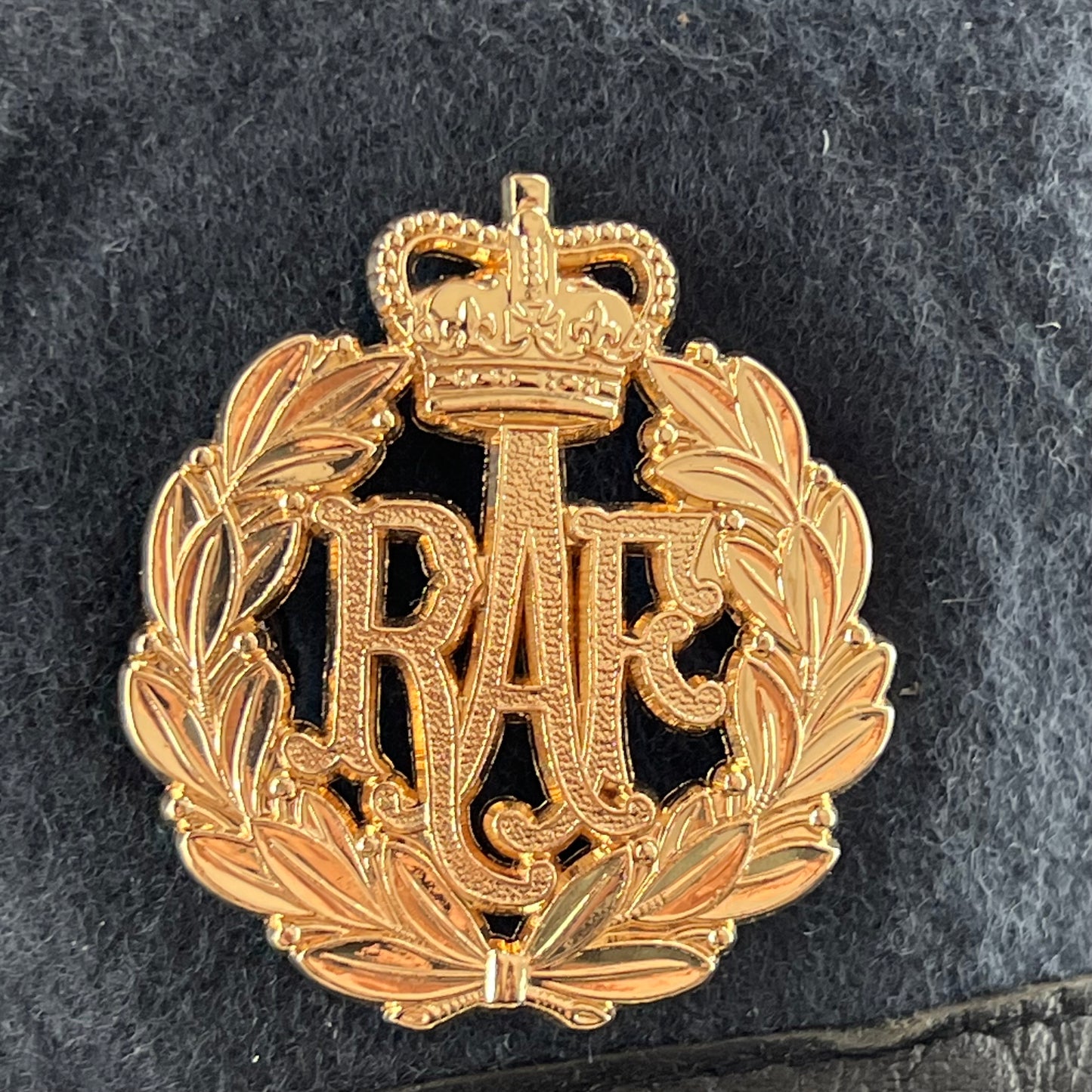 British RAF Beret w/ Badge - Small 55cm