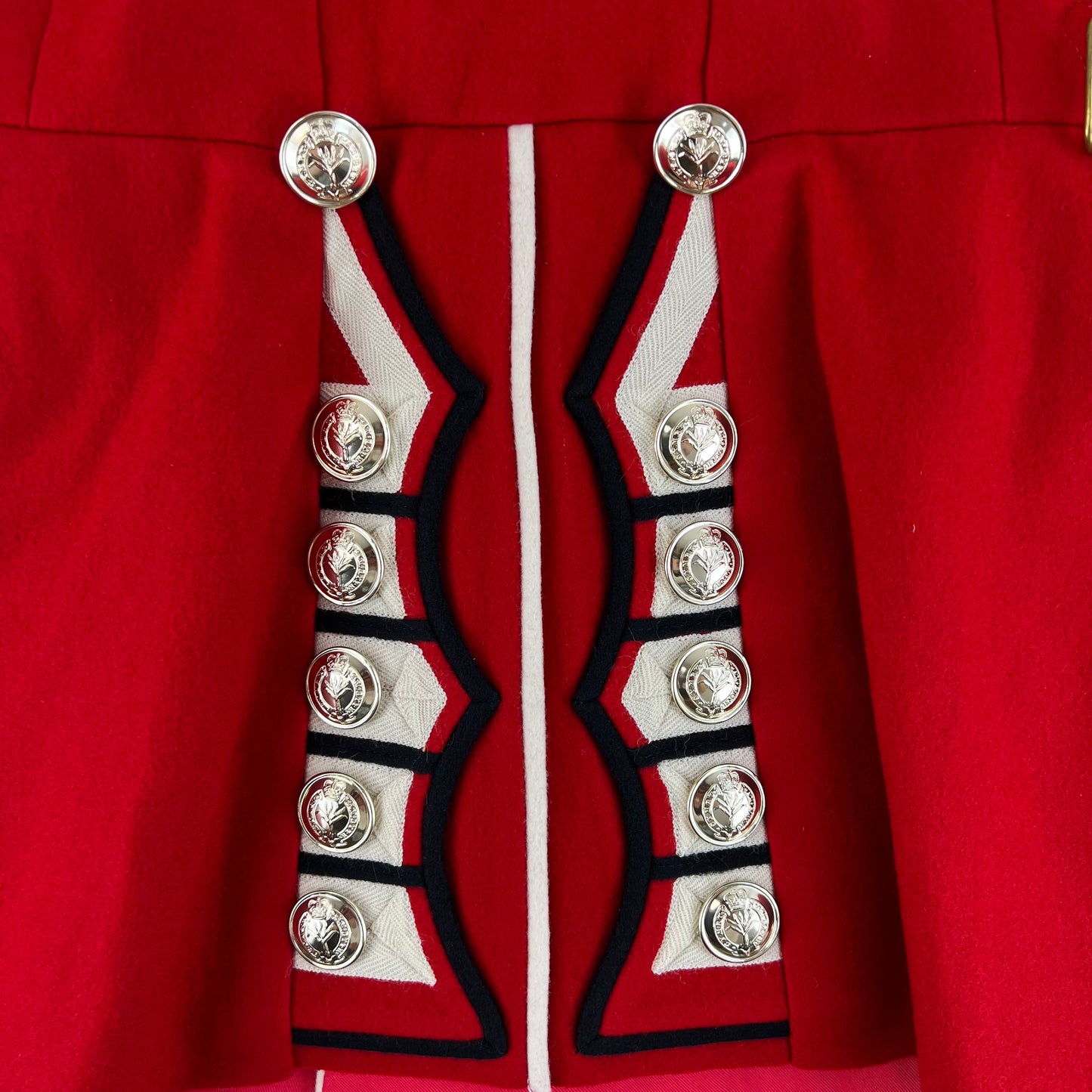 British Army Footguard's Jacket R & F - Welsh Guards - Small