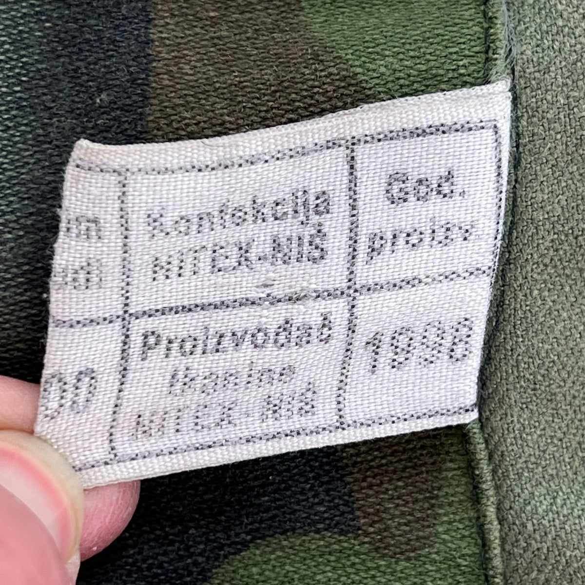 Serbian Army M93 Oak Leaf Camouflage Field Jacket - Medium