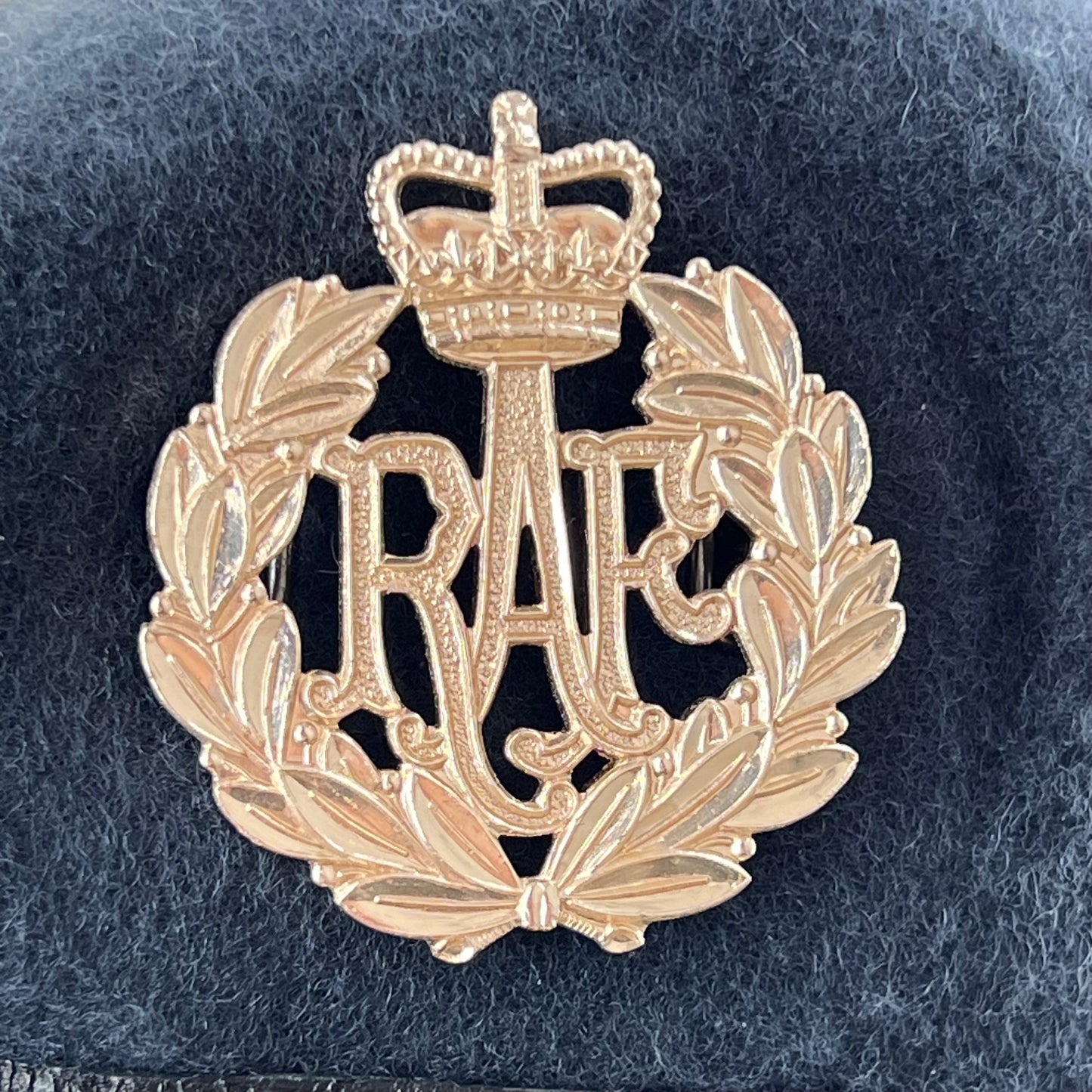 British RAF Beret w/ Badge - Large 60cm