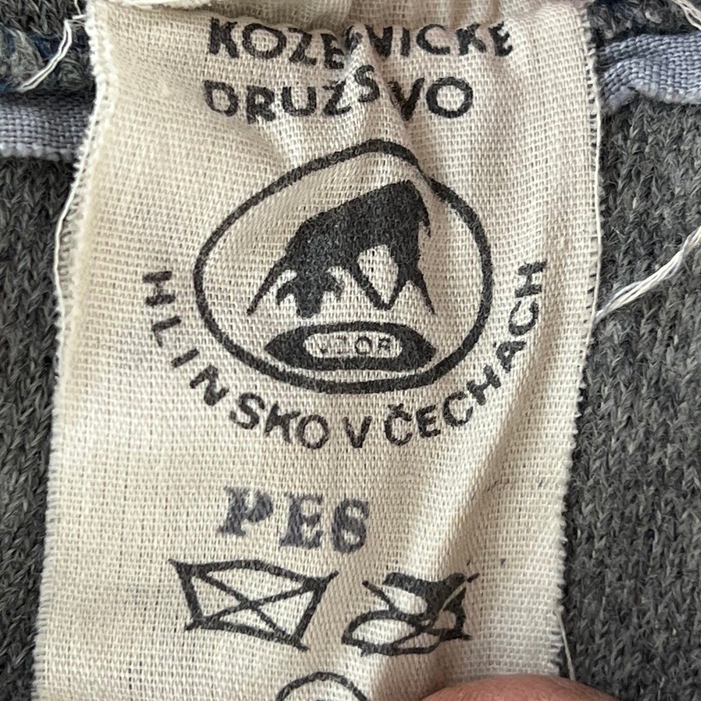 Czechoslovak Army Faux Fur Jacket Liner Cardigan M85 - Large