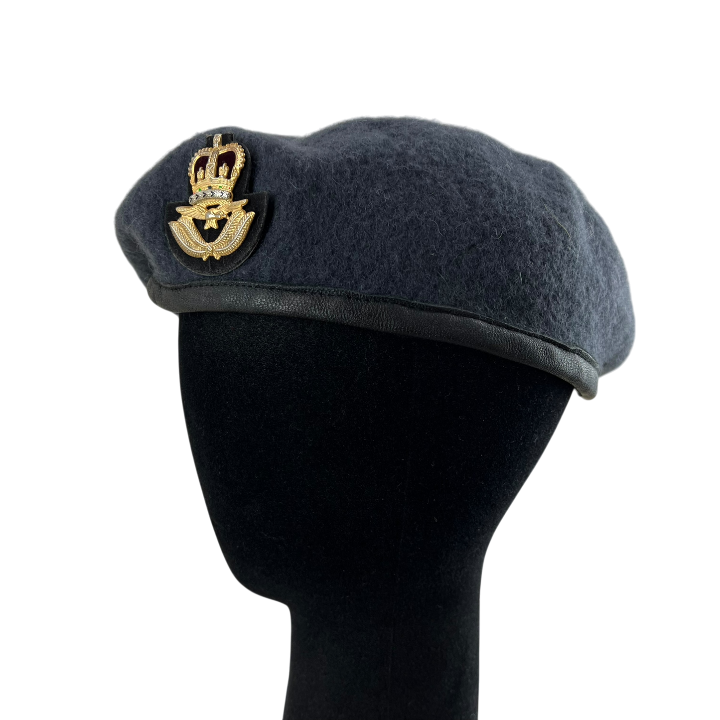 British RAF Beret w/ Officer's Badge - Medium