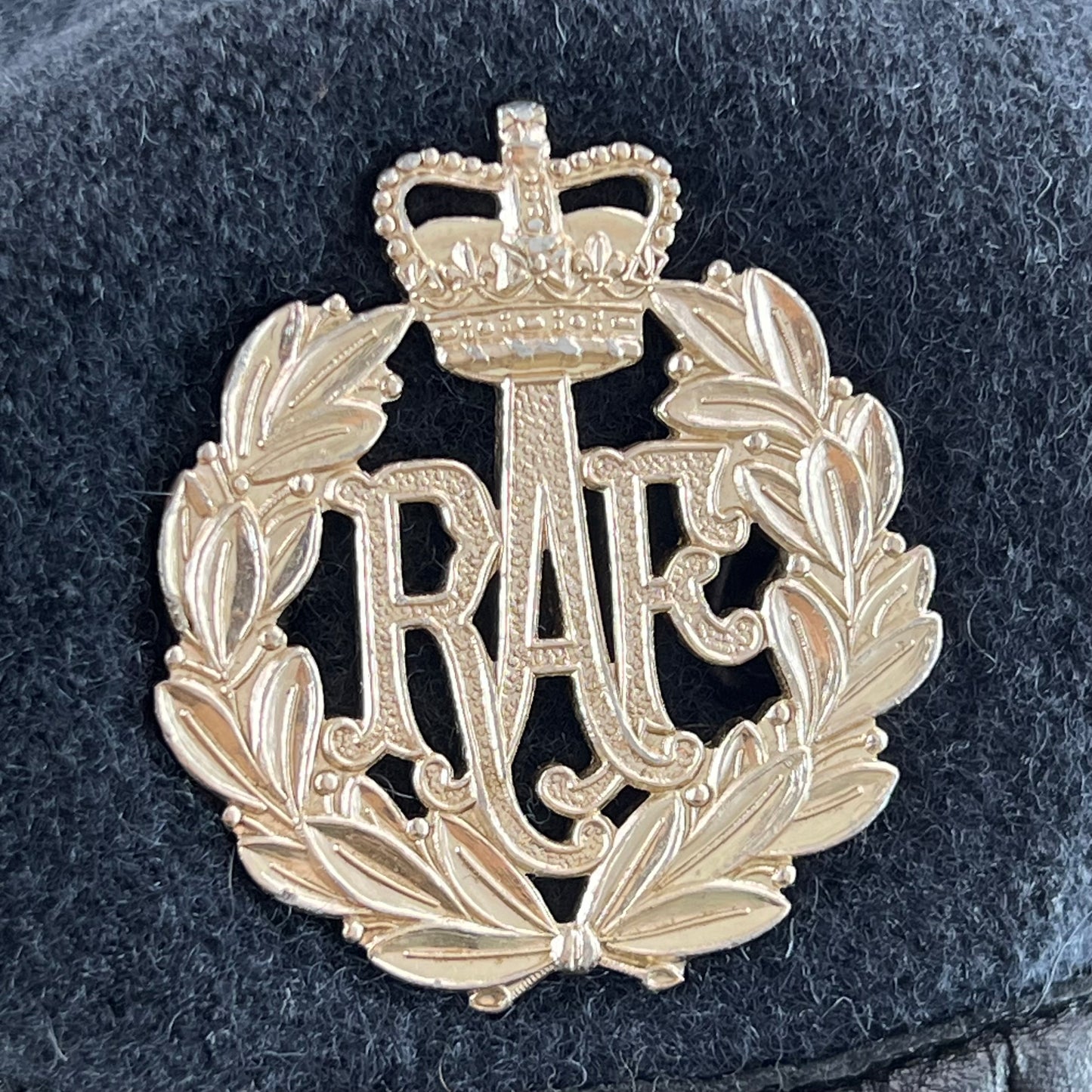 British Royal Air Force RAF Beret w/ Badge - Large 59cm