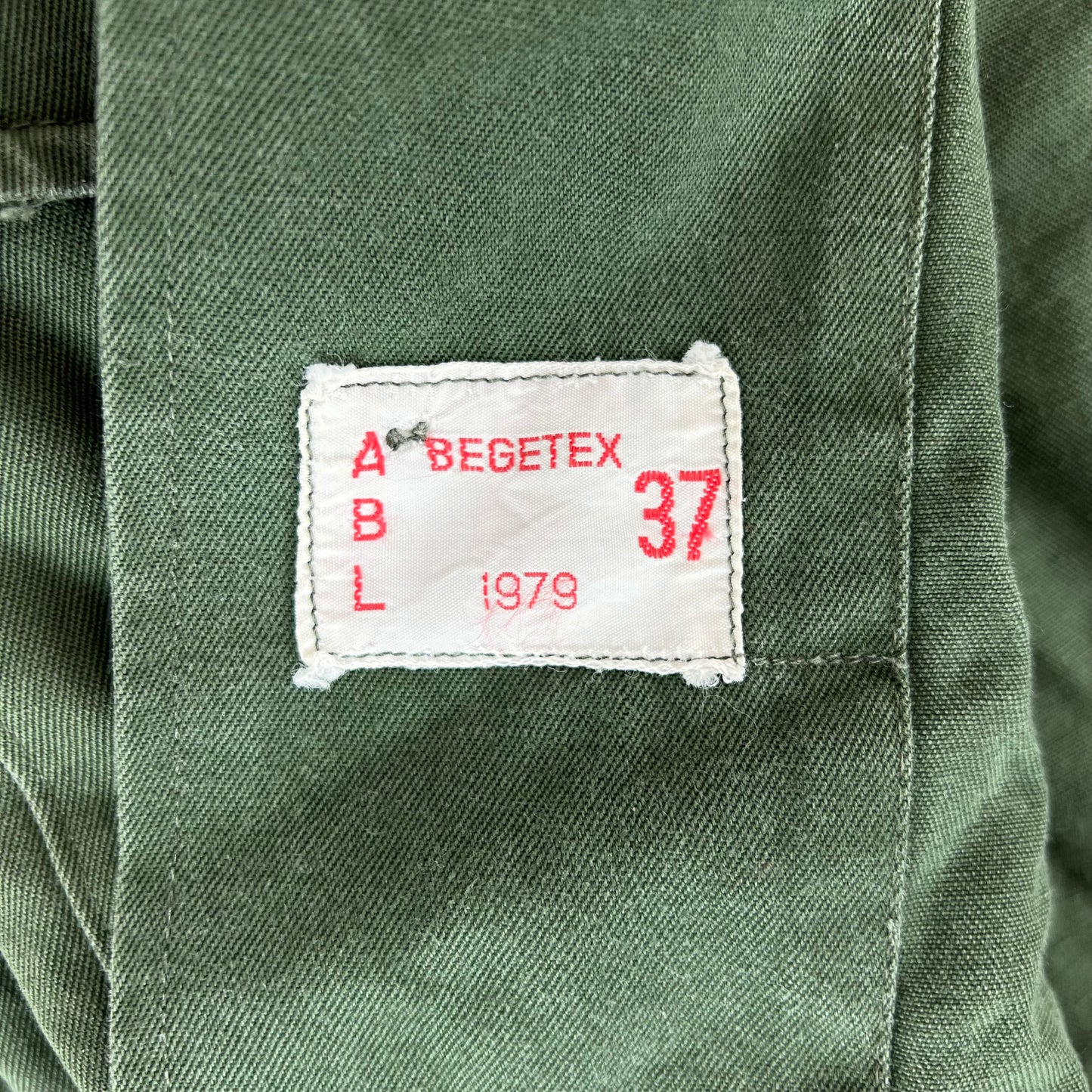 Belgian Army M64 Olive Green Shirt - Medium