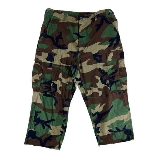 US Army Vintage M81 Woodland Camo Field Made Shorts - W35 L22