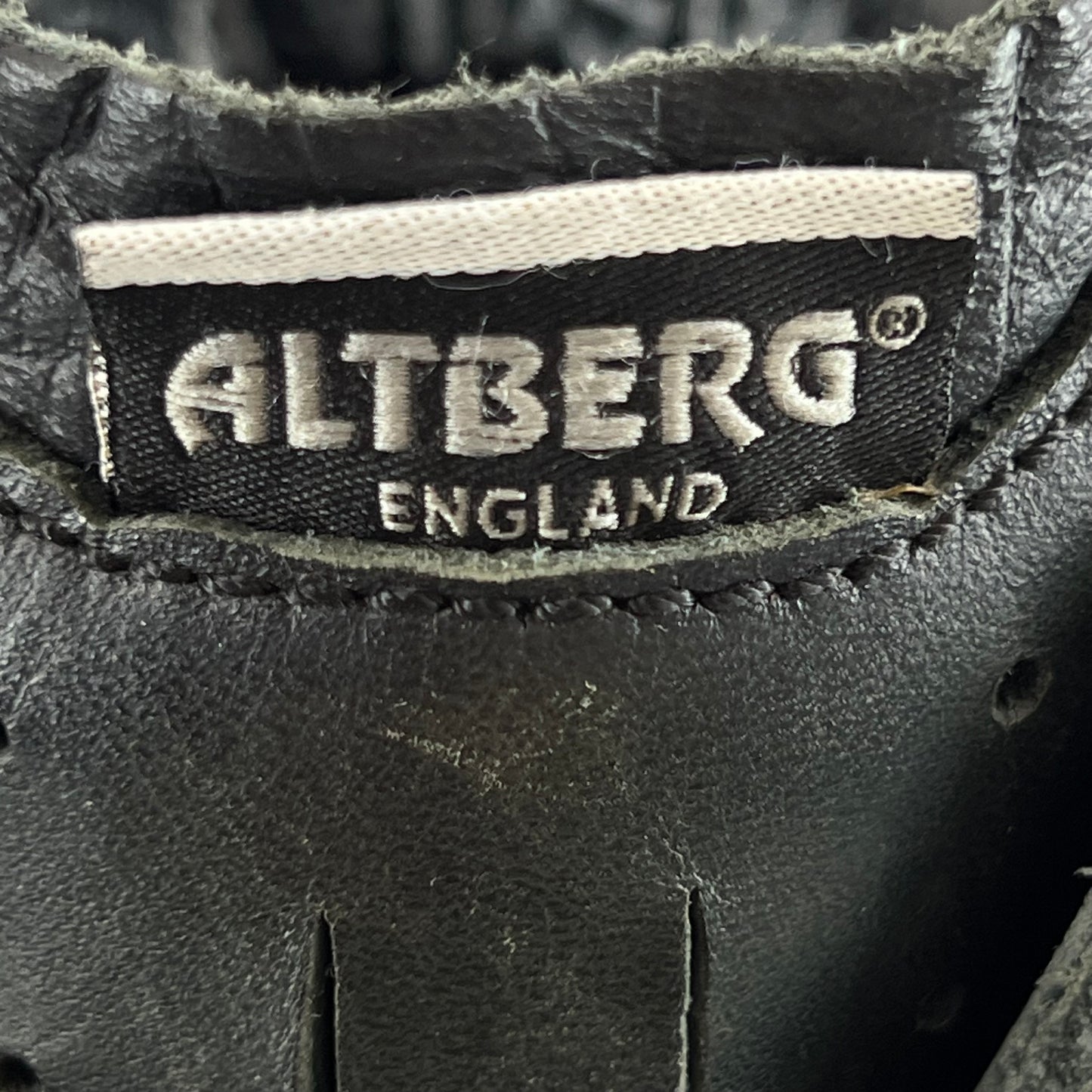 British Army Altberg Defender Black Combat Boots - Women's Size 7L