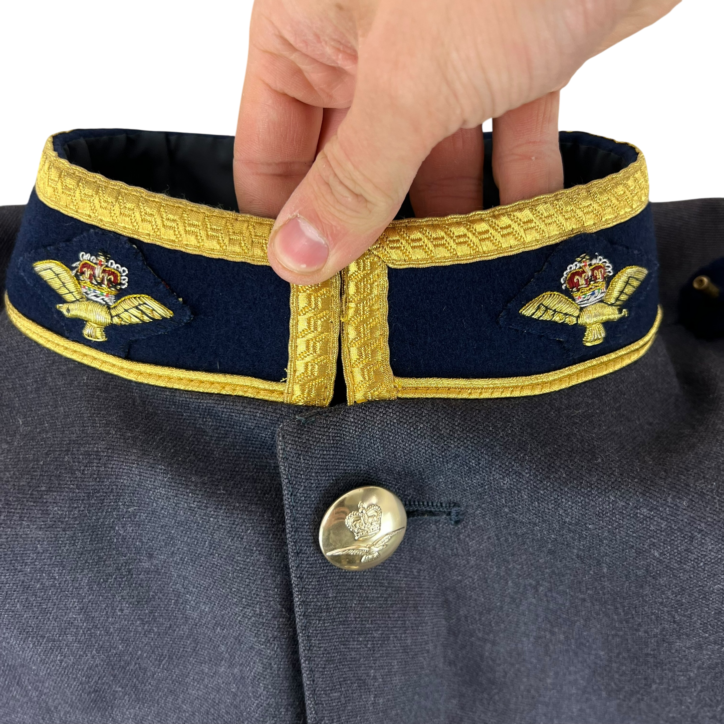 British Royal Air Force No 9 Musician's Dress Jacket - Large