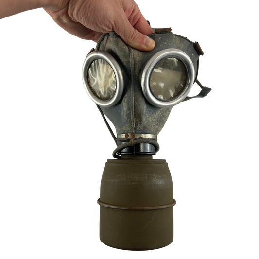 Belgian Army L-702 WW2 Gas Mask Complete Kit