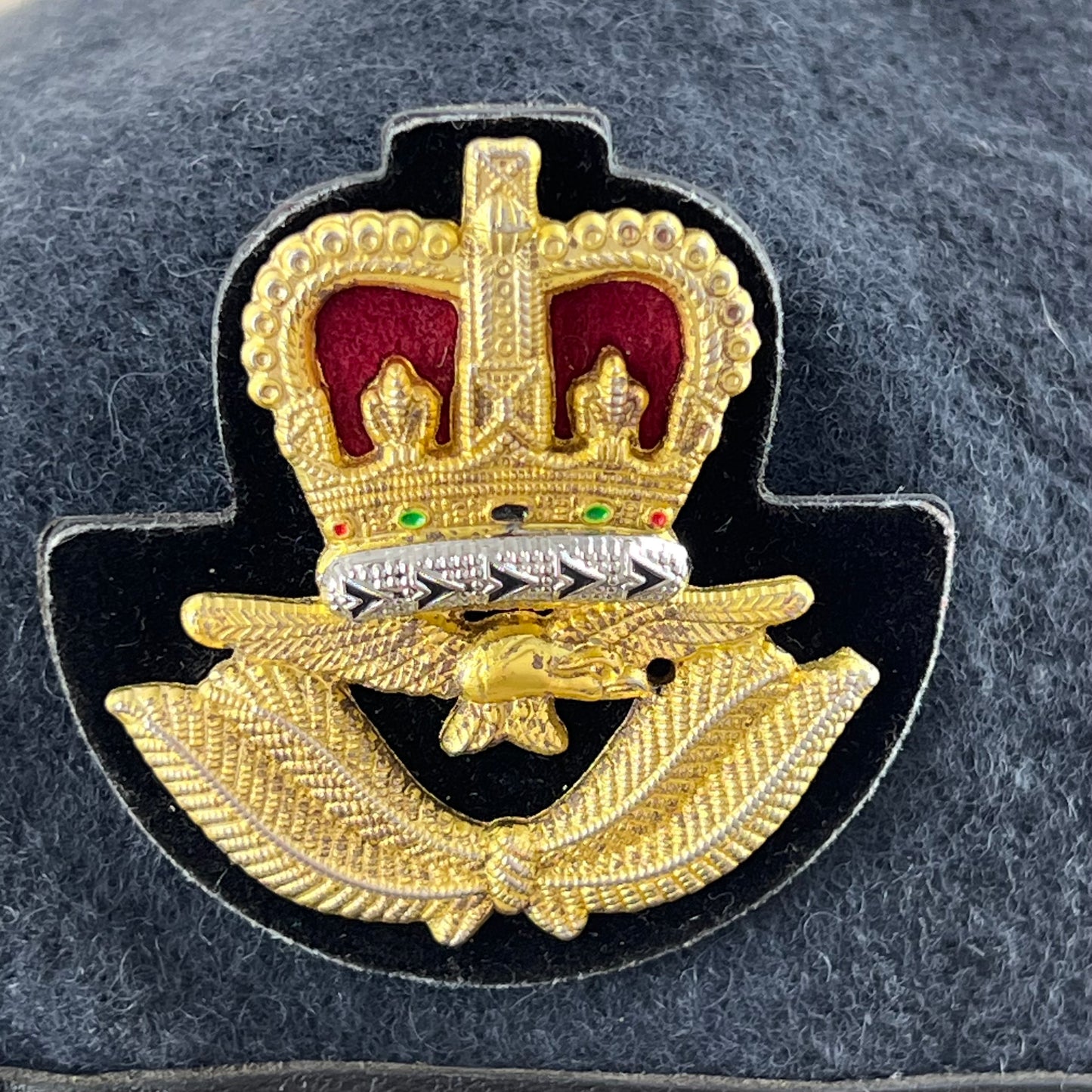 British RAF Beret w/ Officer's Badge - Medium 58cm