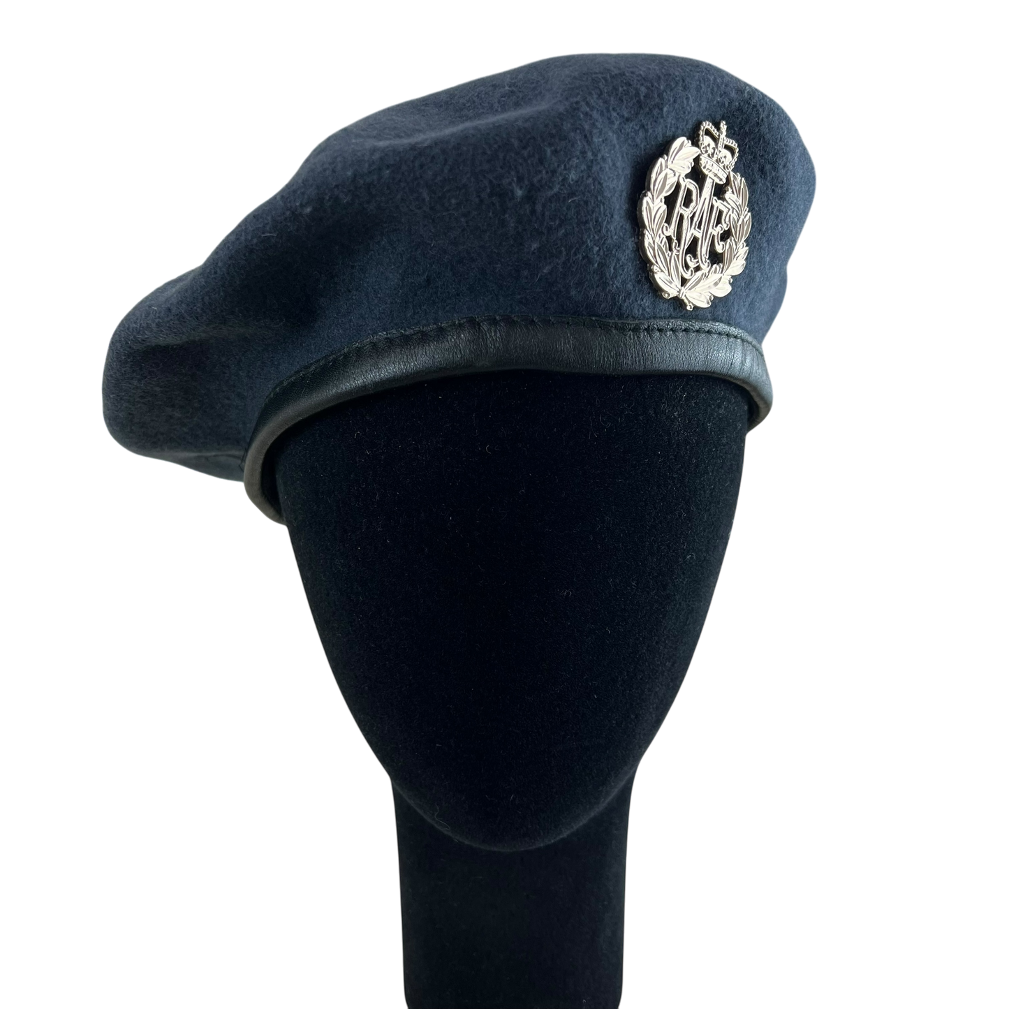 British Royal Air Force RAF Beret w/ Badge - Medium