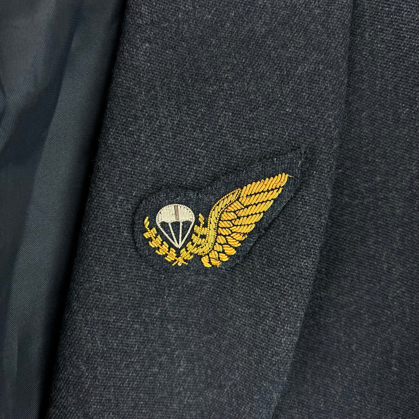 British RAF No. 5 NCO Mess Dress Jacket - Medium 100L