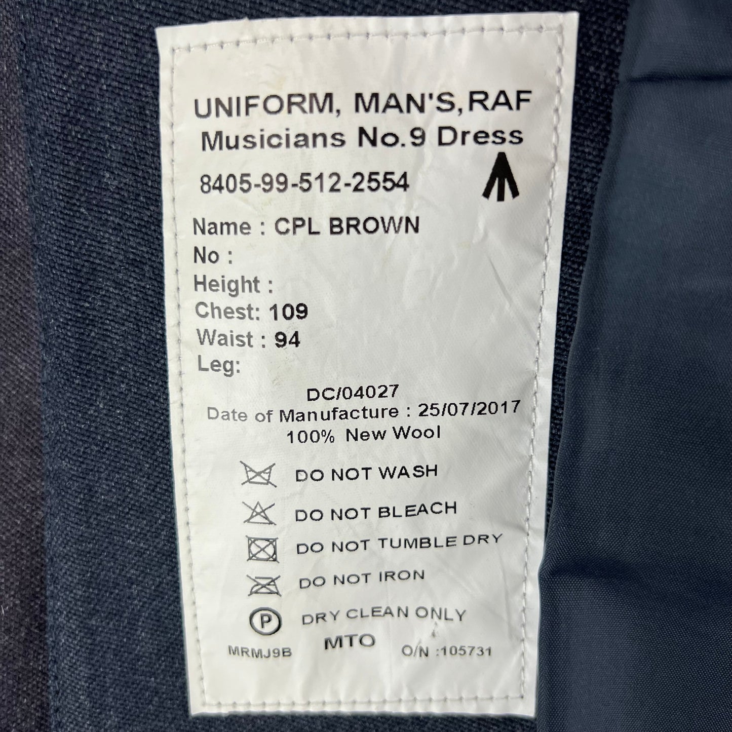 British Royal Air Force No 9 Musician's Dress Jacket - Large