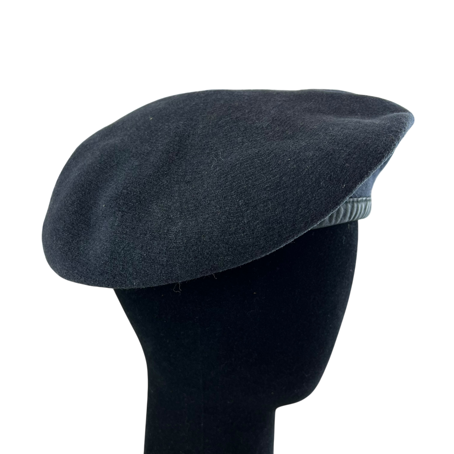 British Royal Navy Rating Beret w/ Badge - Small Medium