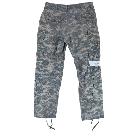 US Army UCP Pixel Camo Flame Resistant BDU Ripstop Combat Trousers - W35 L32.5