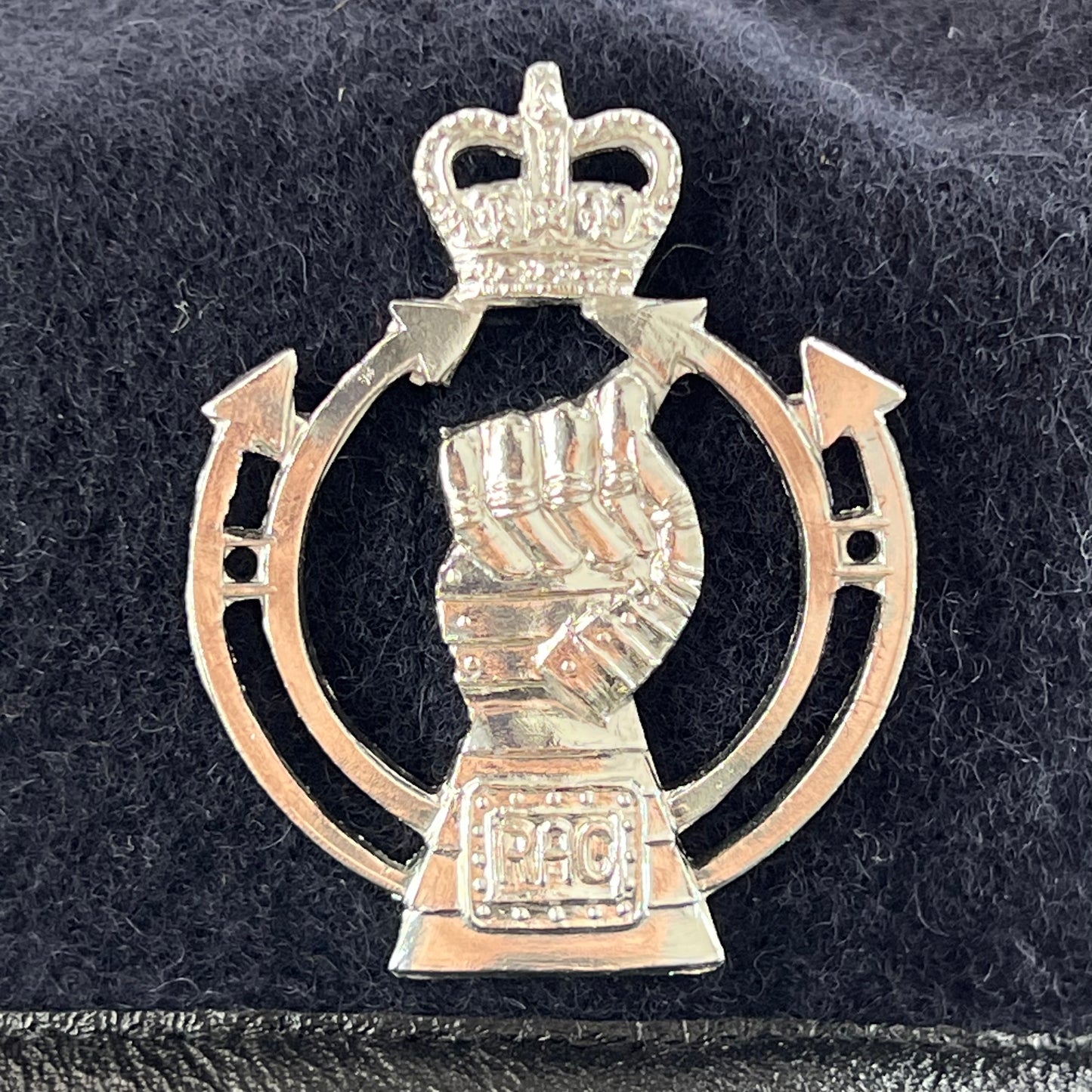 British Army Beret w Badge - RAC - Large 59cm
