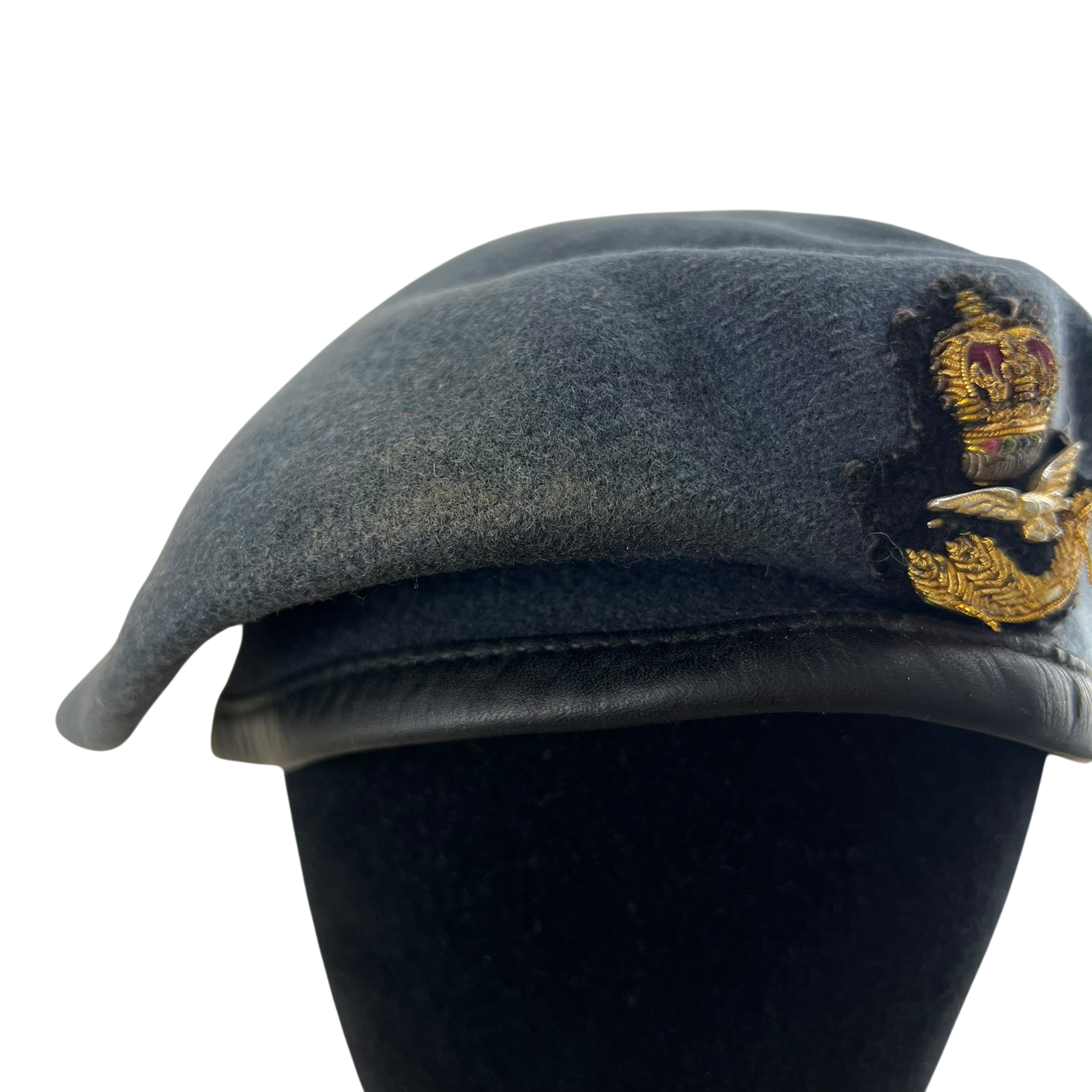 British RAF Beret w/ Officer's Badge - Large