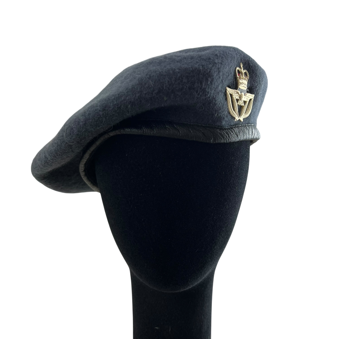 British RAF Beret w/ Officer's Badge - Medium 57cm