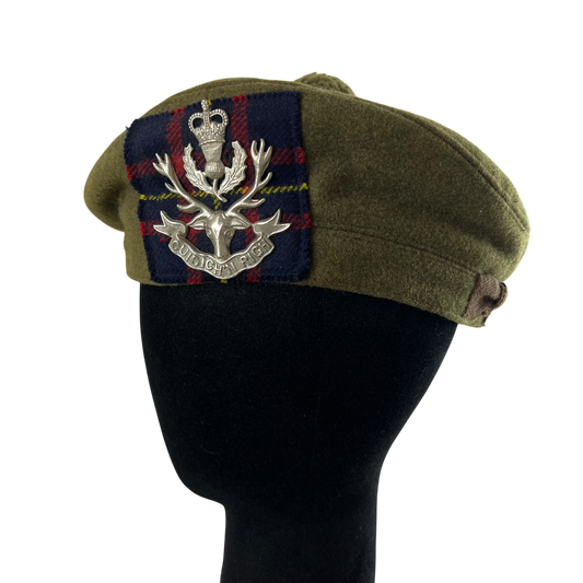 British Army Tam o Shanter w/ Badge - Queen's Own Highlanders - Small