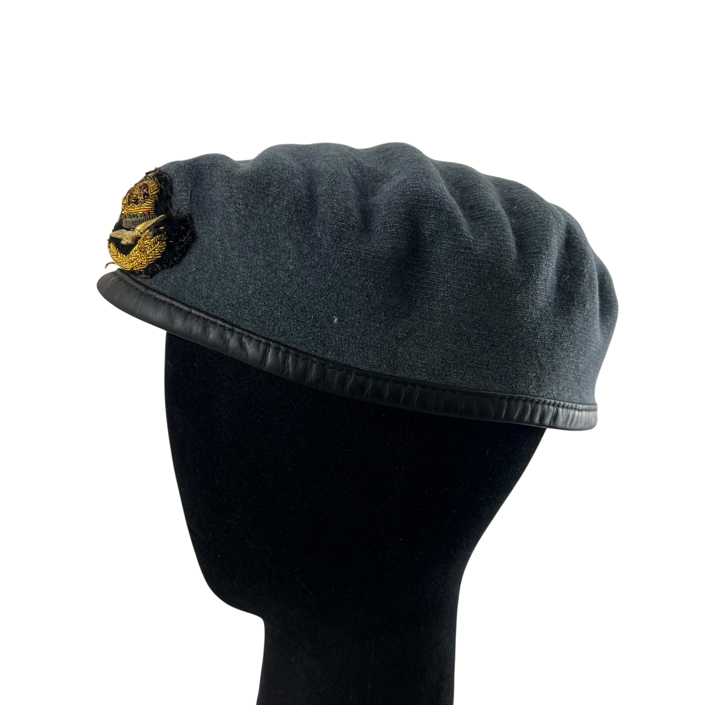 British RAF Beret w/ Officer's Badge - Large