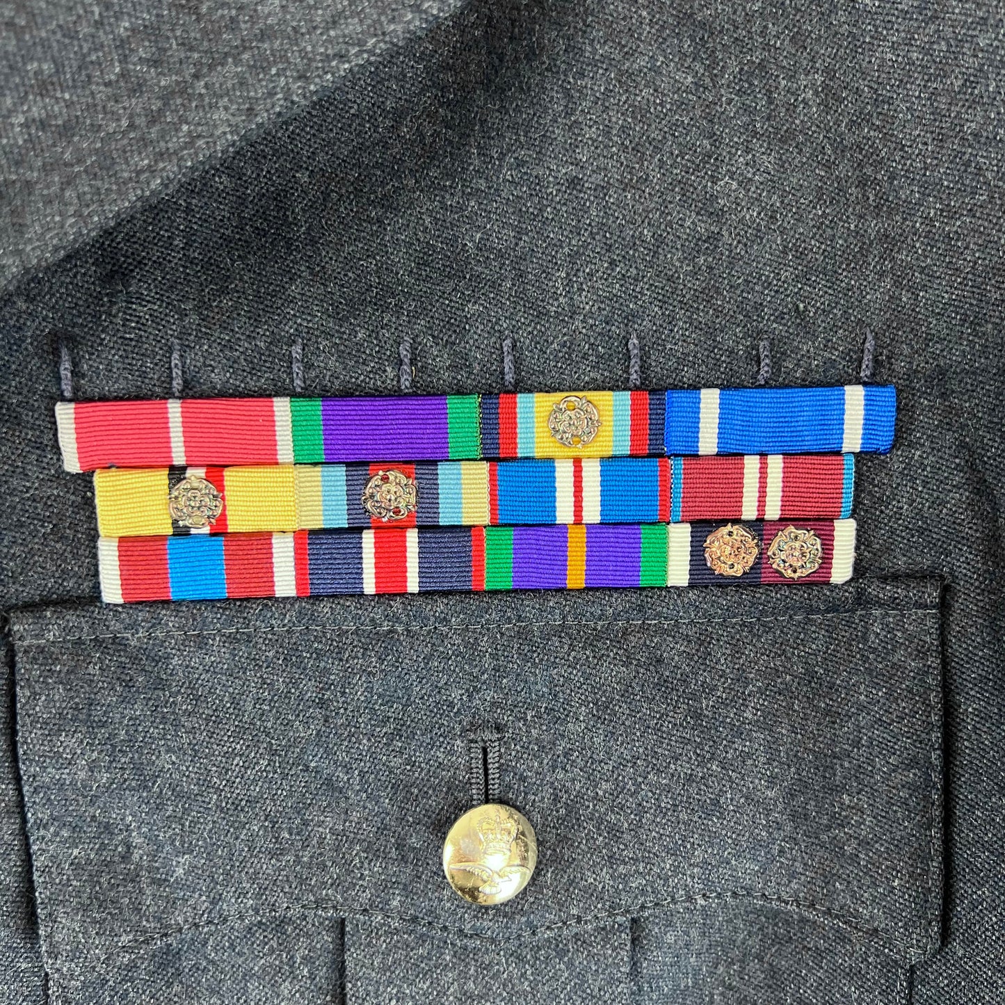 British Royal Air Force No. 1 "Home" Dress Officers & WO's Jacket w Belt - Large