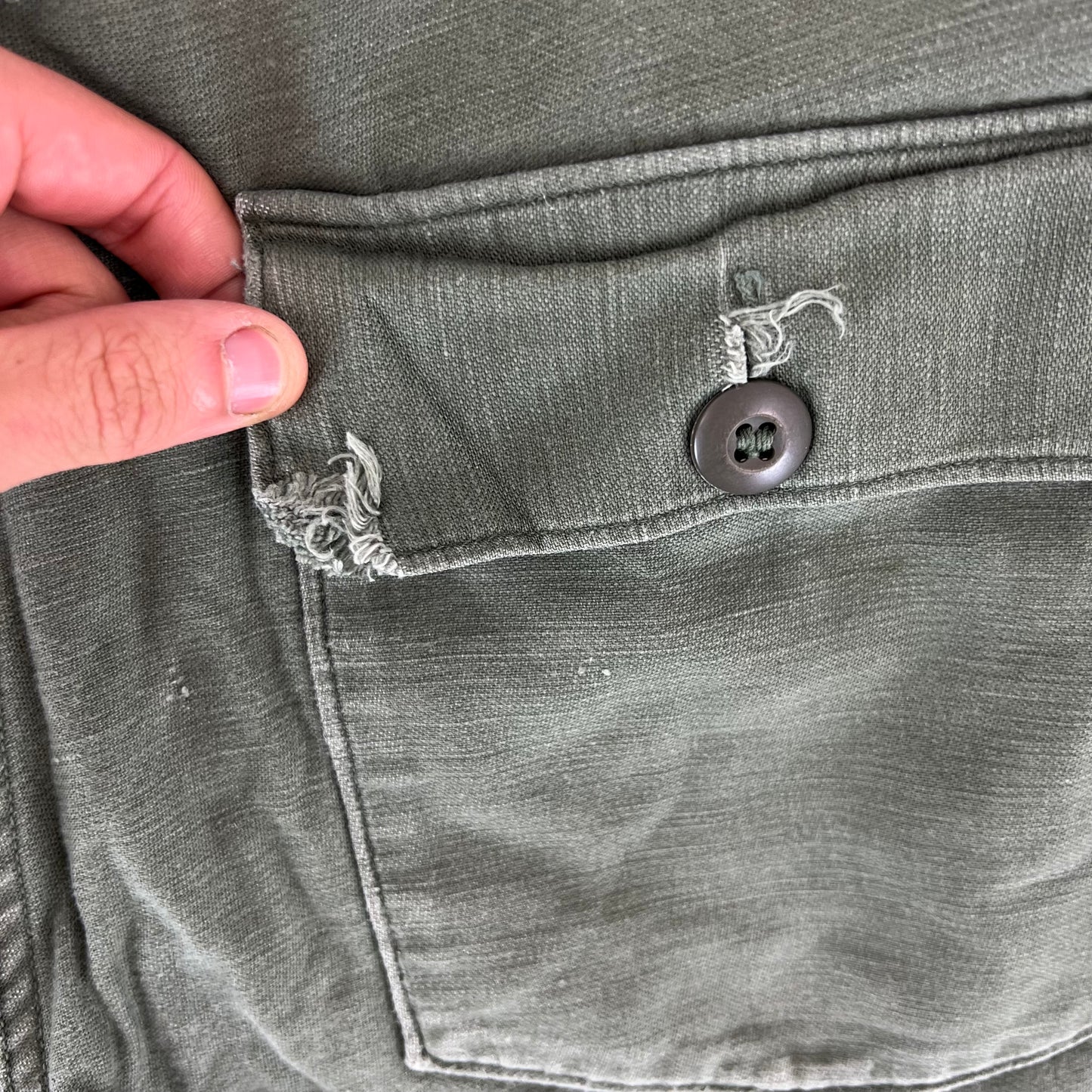 US Army 60s Sateen Olive Green Fatigue Trousers - W32 L26.5