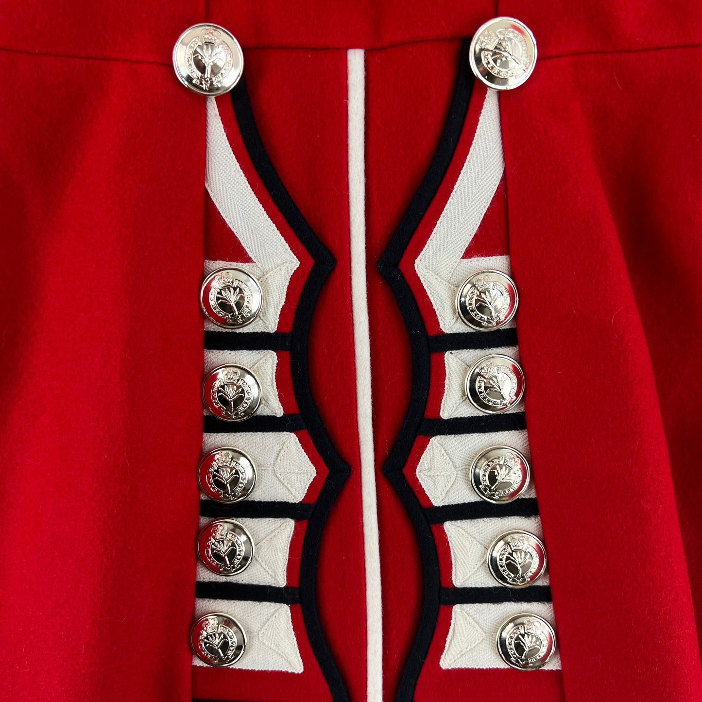 British Army Footguard's Jacket R & F - Welsh Guards - Small