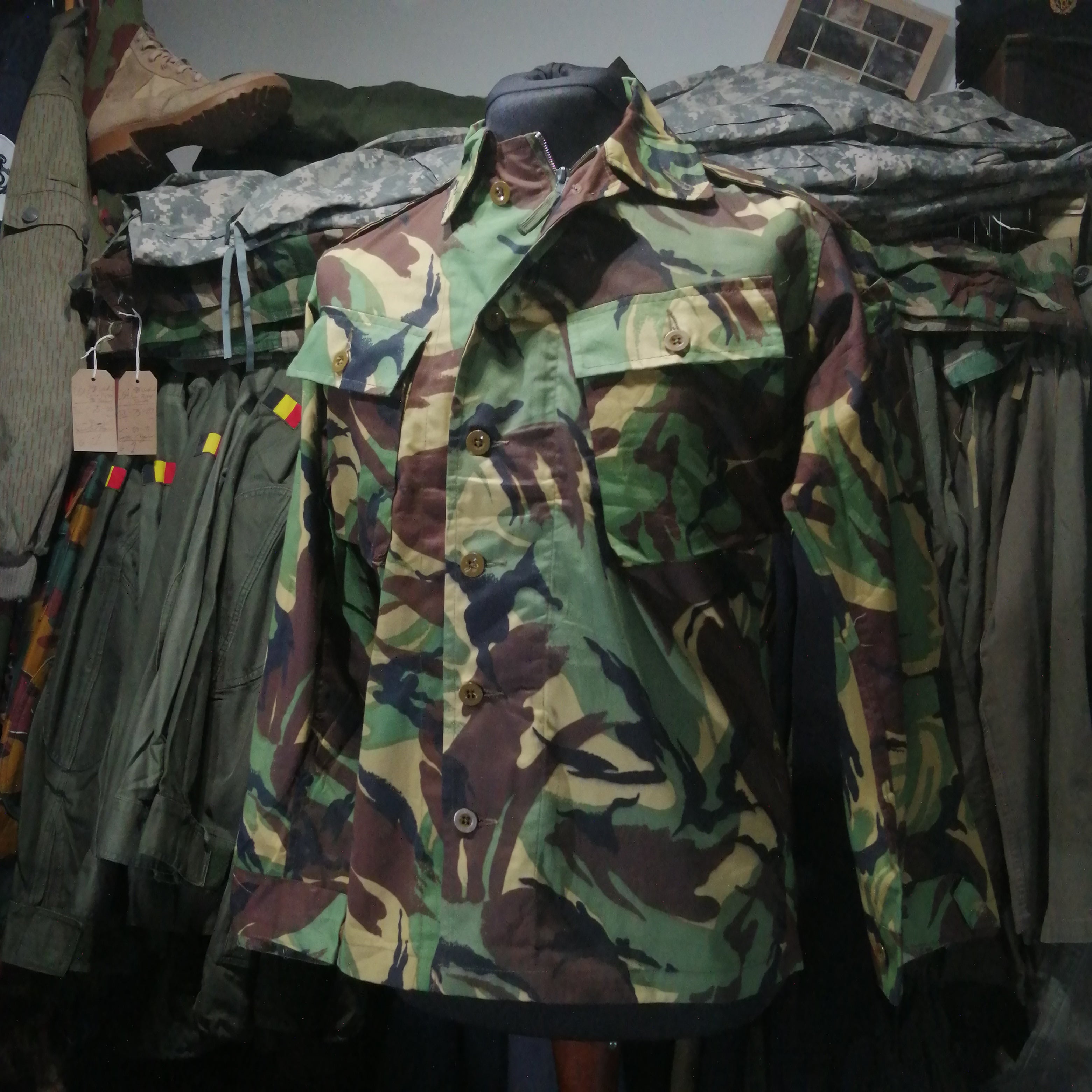 Factory Wholesale Men American Uniform Tactical Pants Camouflage Hunting Combat  Jacket Suit Tactical Uniform - China Tactical Uniform and Camouflage  Uniform price | Made-in-China.com